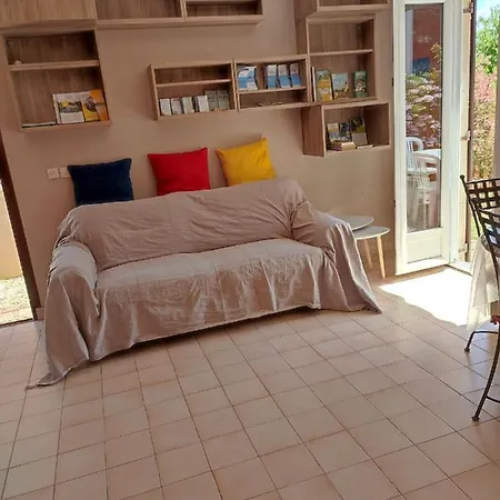 Casa vacanze Orsay, 300m Rer *