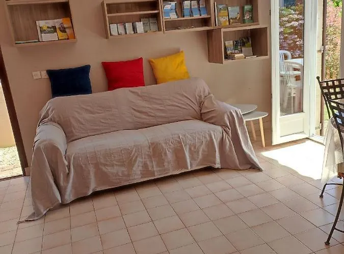 Casa vacanze Orsay, 300m Rer *
